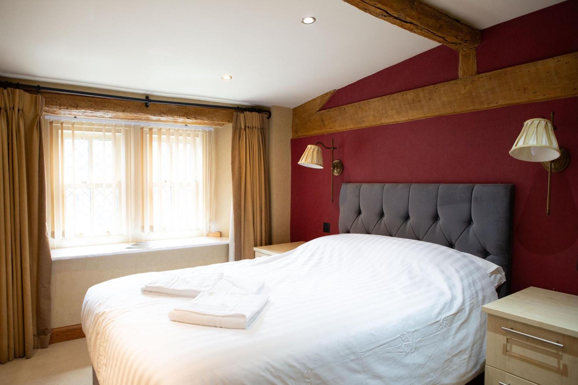 Coach House Hotel Bentham Luaran gambar